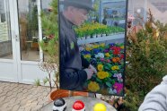 Bildschirm in Gärtnerei mit 2 verschiedenfarbige Buzzer